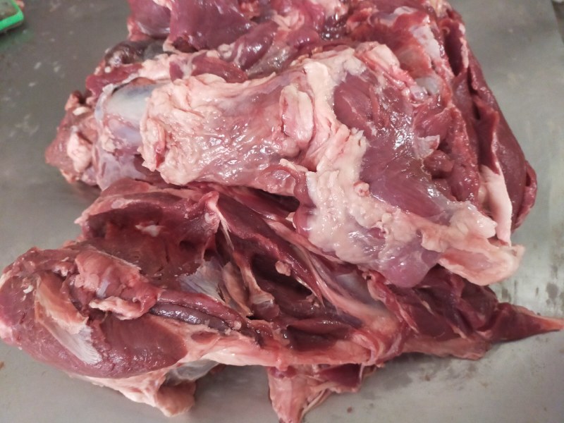 羊后腿肉，羊腿肉，感兴趣的欢迎各位老板光临！