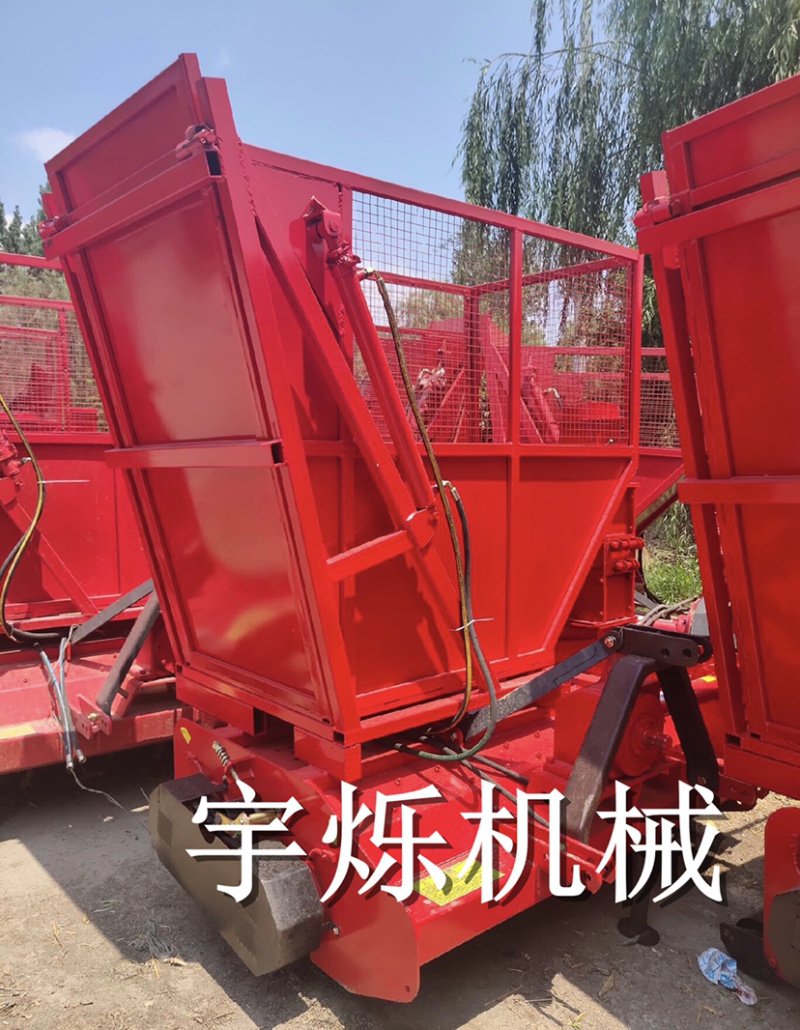 秸秆回收机，秸秆粉碎滤土揉丝回收机，稻草回收再利用