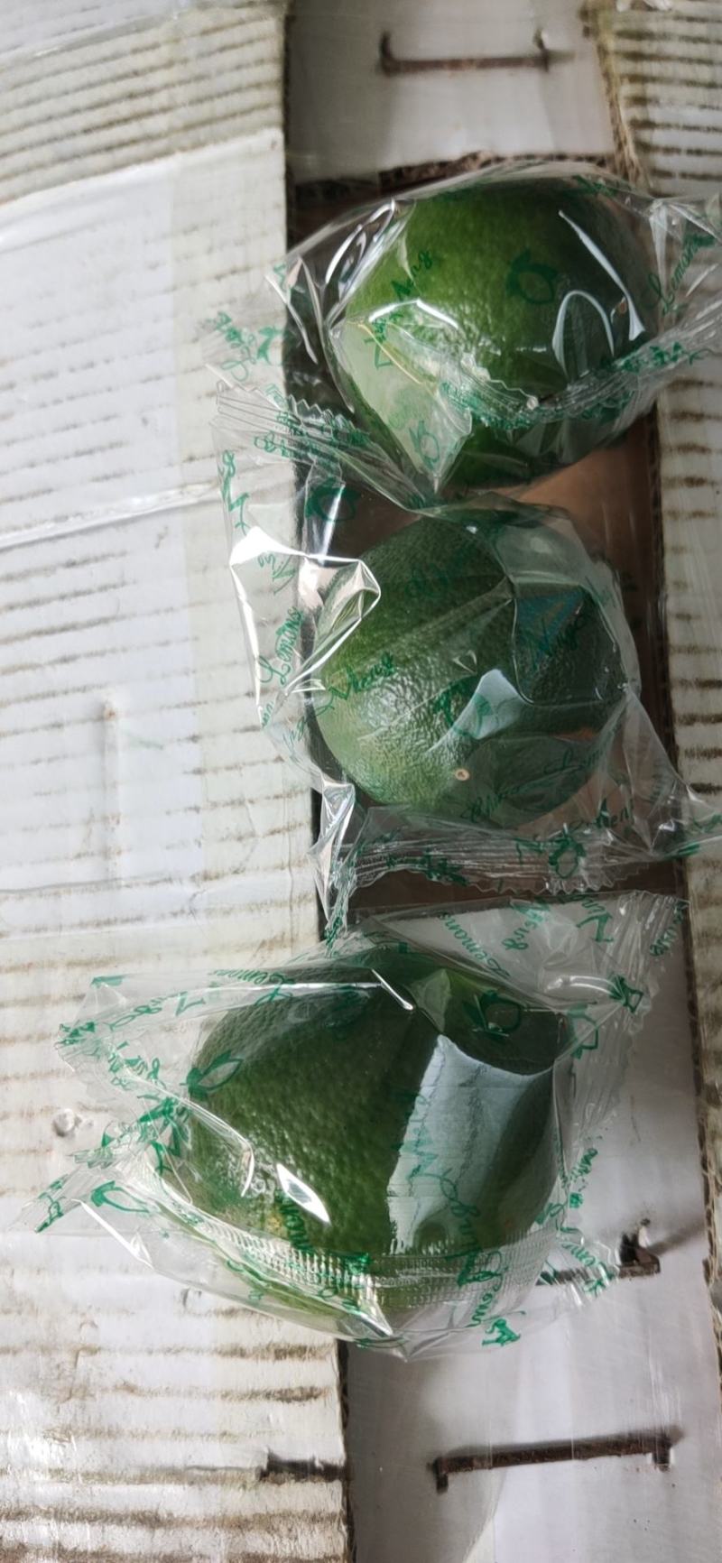 青柠檬水多？？？？个……