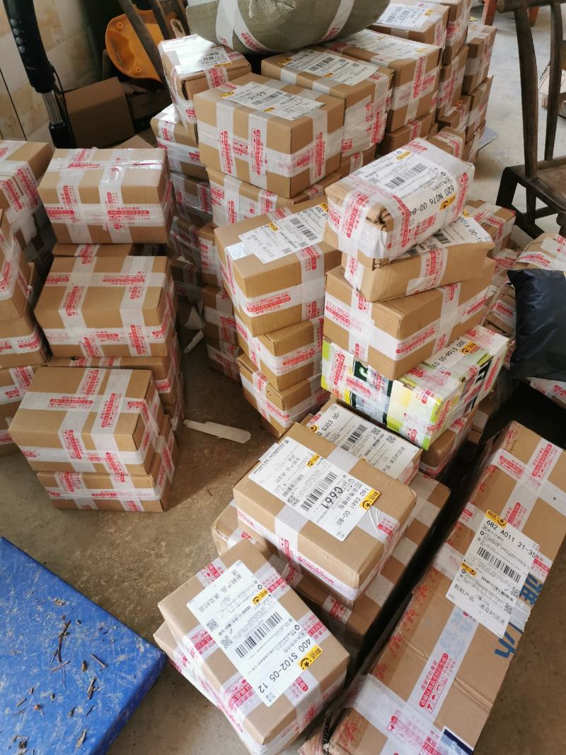 20年现挖恩施富硒新鲜冬季小土豆黄皮黄心马尔科产地直供