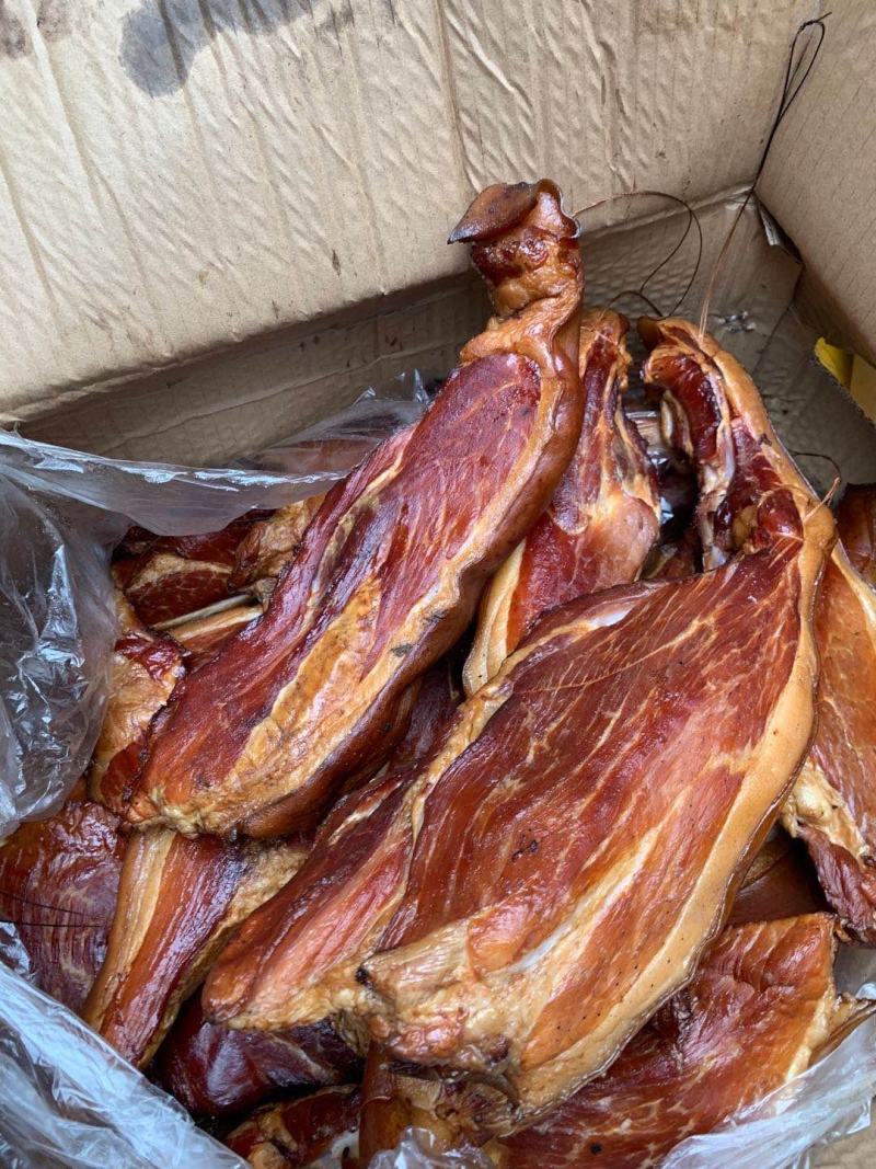 正宗农家烟熏腊肉江湖地摊暴利热卖产品，便宜腊肉