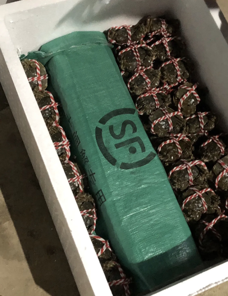 洪泽湖精品大闸蟹礼盒批发一件代发。量大从优