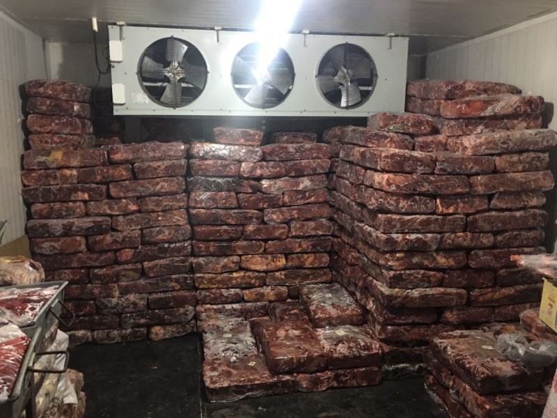 阿坝州正宗冻牦牛肉，假一赔十，有需要的老板欢迎咨询