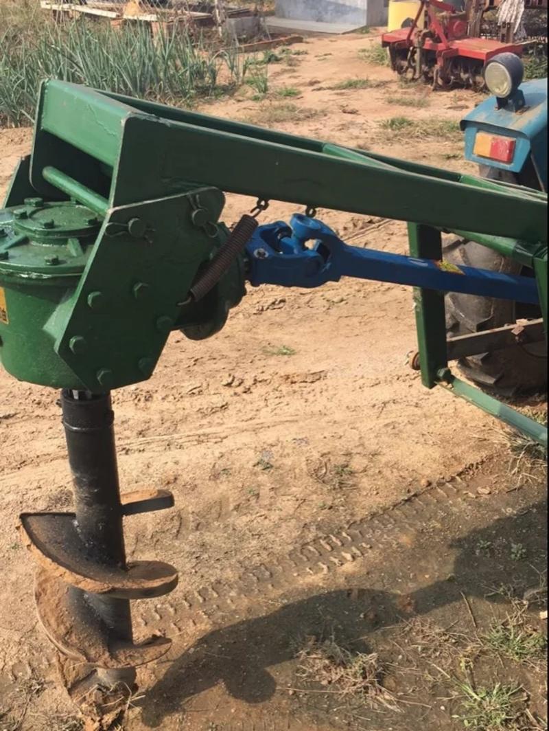 打坑机挖坑机刨坑机四轮带的各种型号挖坑机