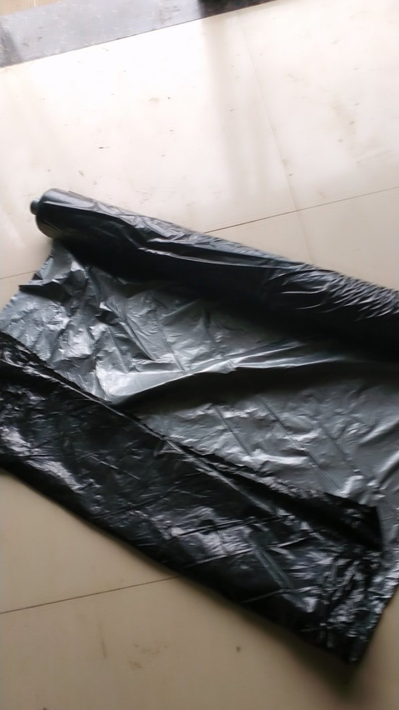 地膜地膜，银灰是色，双色地膜陈厂家直销