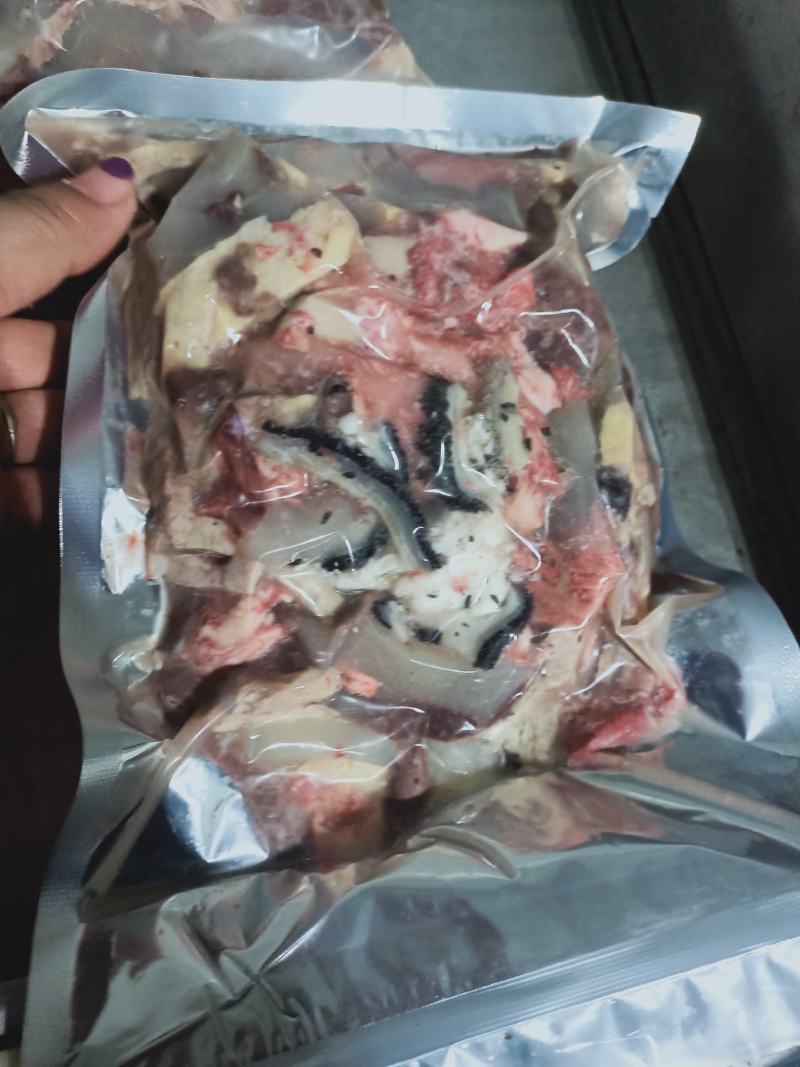 优质黄牛杂，牛杂碎，高端牛杂。一件起发，量大从优。