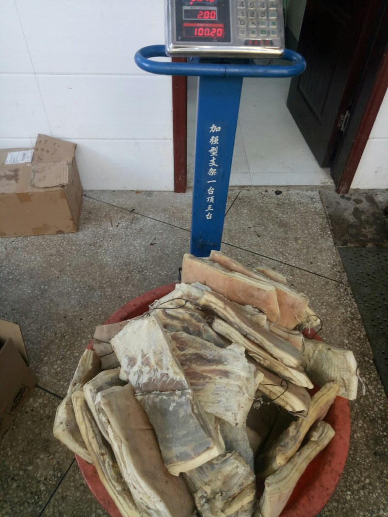 农家无饲料喂养老品种土猪肉，味道就是不一样