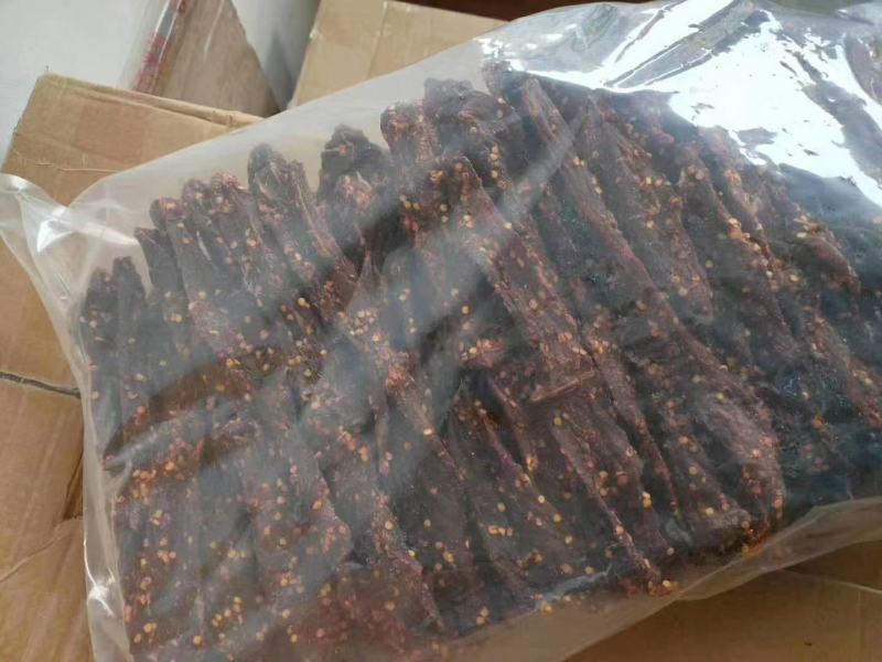 厂家直销麻辣五香风干肉牛肉干牛肉条门店景区手撕肉500克