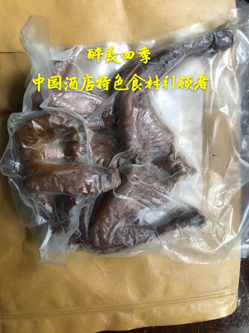 风干鸡厂家直销解冻即食量大价格美丽，三黄/小公鸡都有，