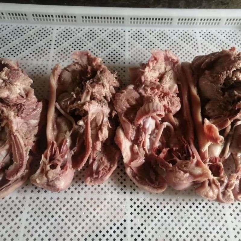 预熟(7~8层)猪头肉