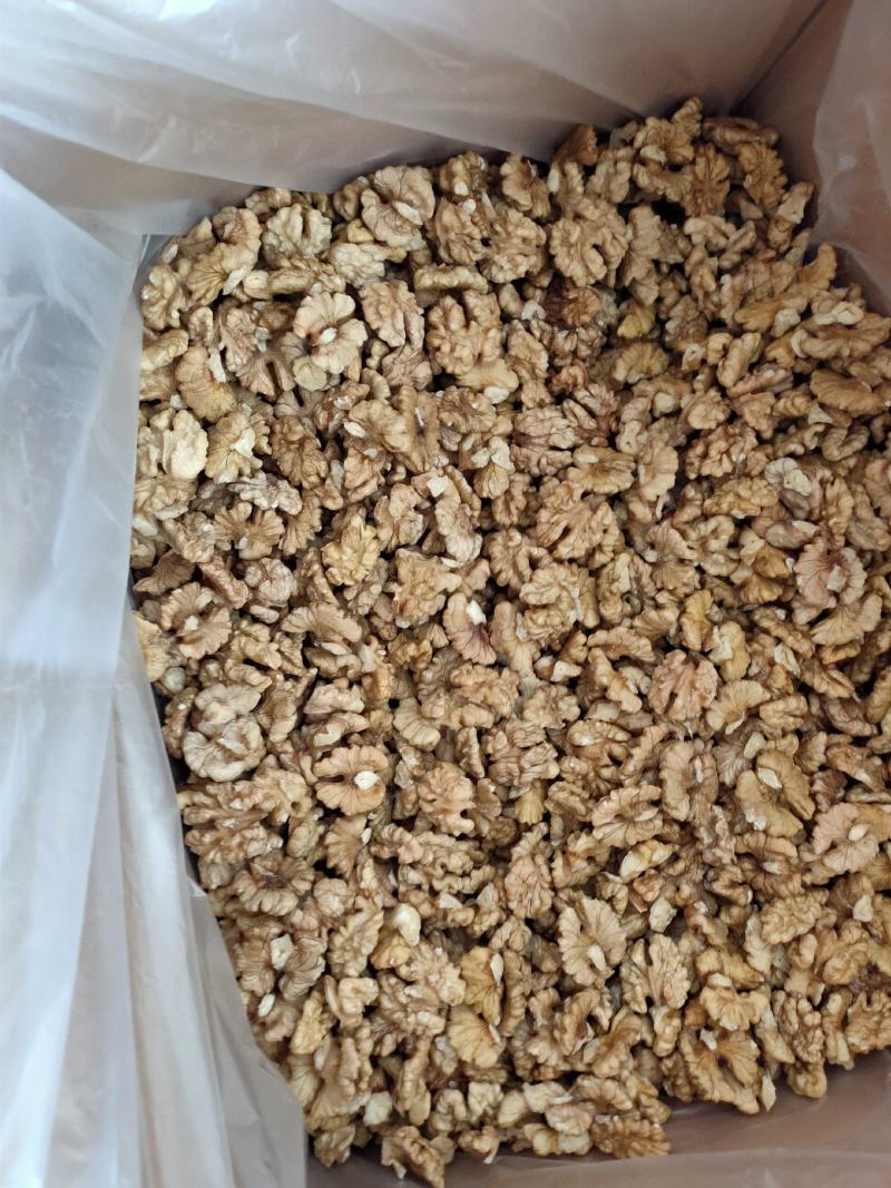 云南一路尖白核桃仁新货核桃仁（厂家直销批发）