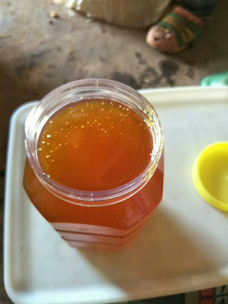 云南省红河州蒙自市西北勒半野蜂蜜