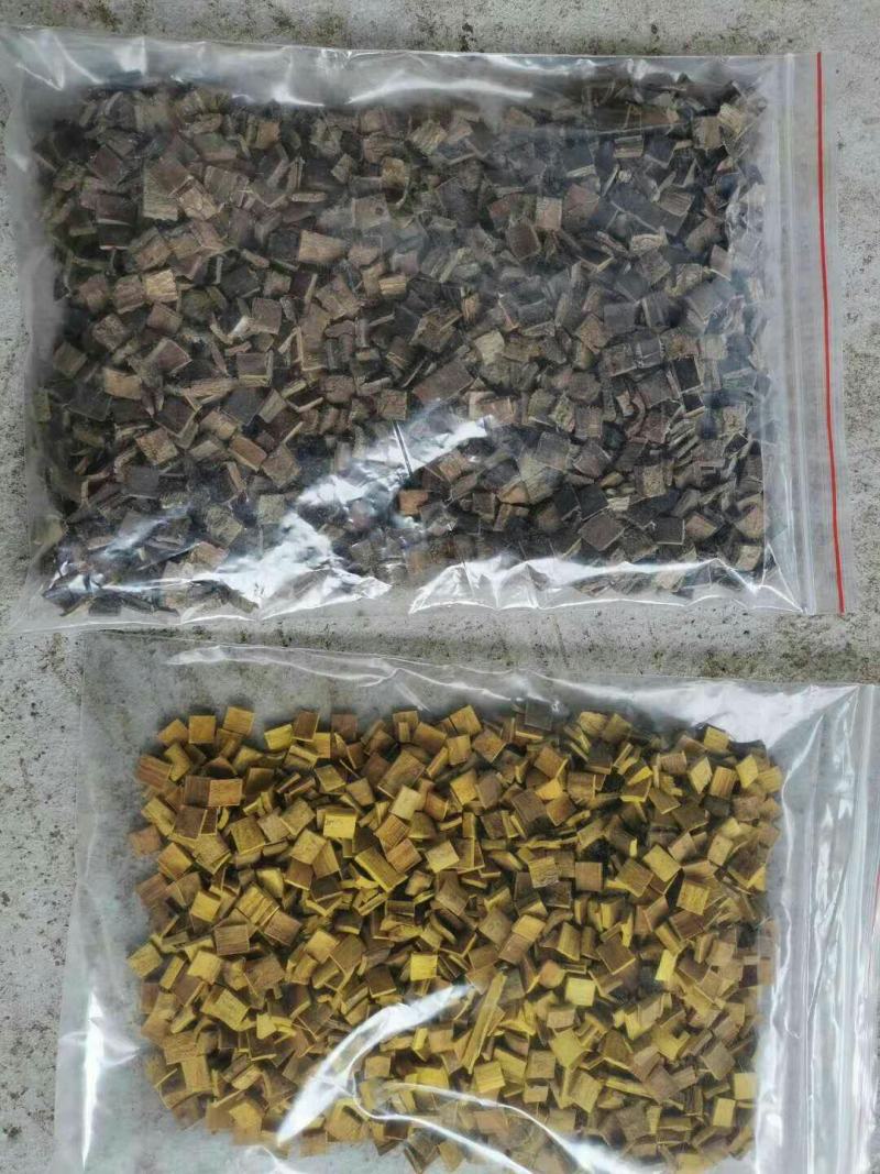 杜仲块精品，常年有货，欢迎咨询