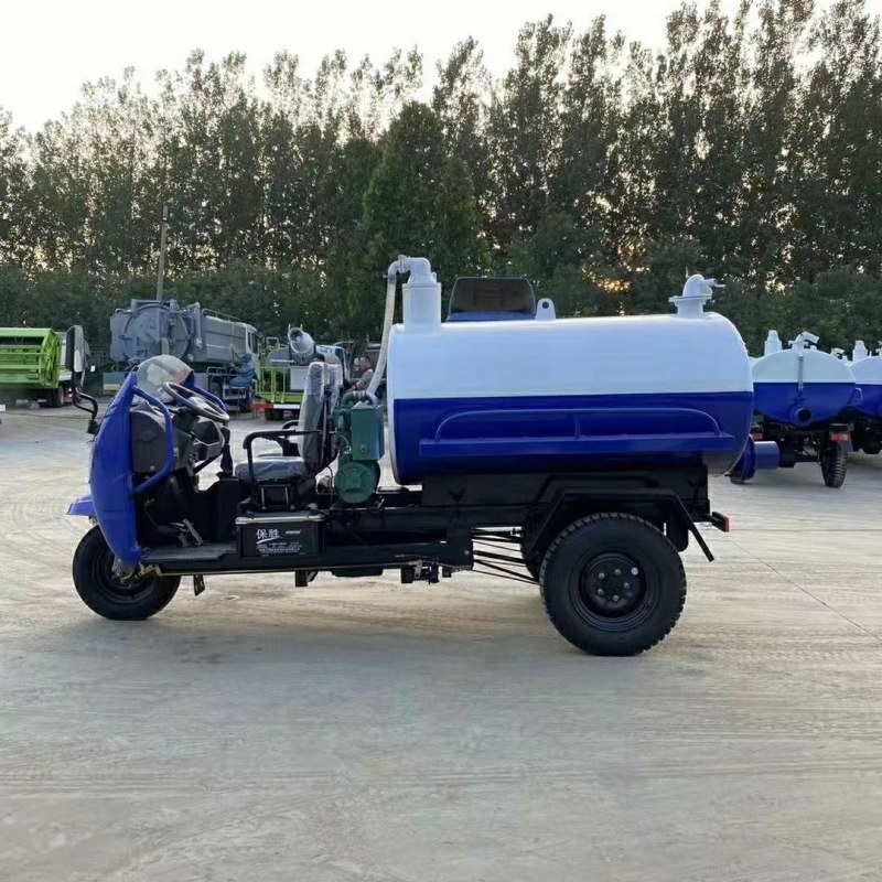 3方低价格吸粪车农用三轮吸粪车，小型吸粪车