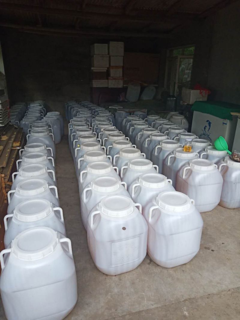 志刚蜂产品批发零售。蜂场直供，一手货源，保证质量。