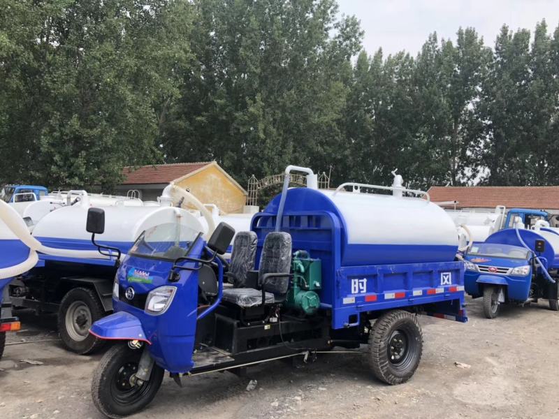 吸污车三轮吸粪车，二手吸污车，柴油三轮吸粪车