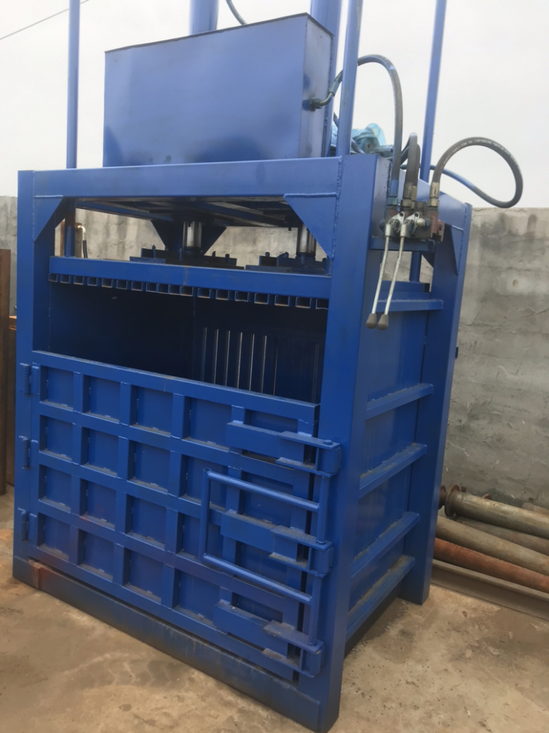 立式液压打包机塑料瓶压缩机小型废纸液压打包机
