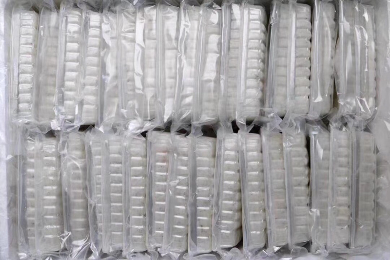 小银鱼盒装净重200克