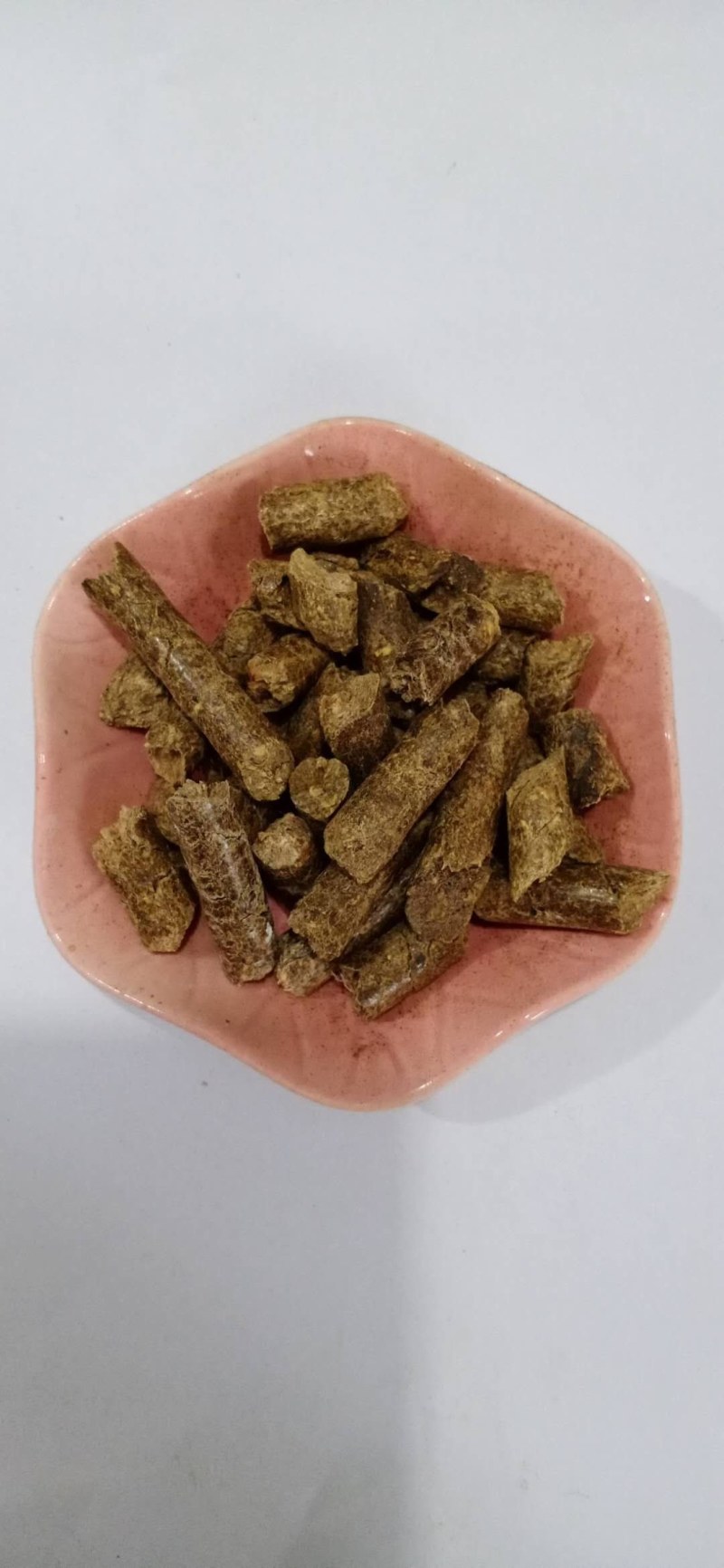 花生壳颗粒厂家常年供应大量促销产品质量好适口性好