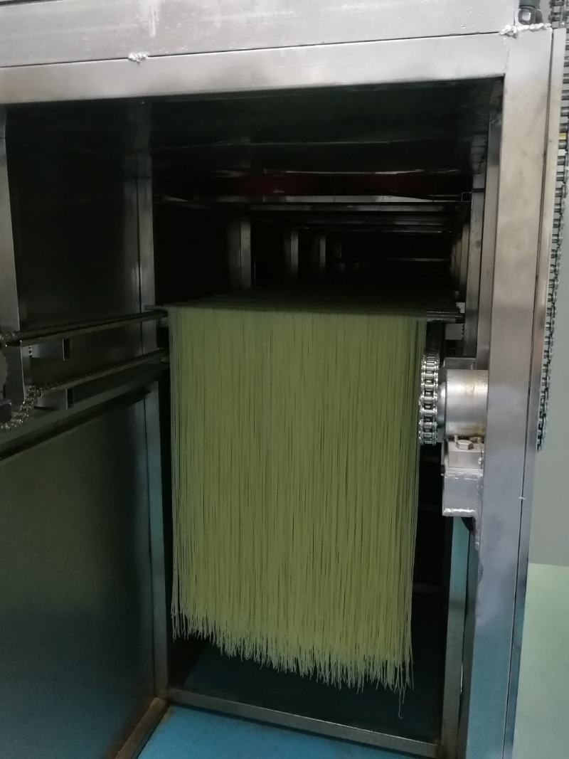 云南过桥米线，云南蒙自米线米粉，厂家直销，欢迎贴牌