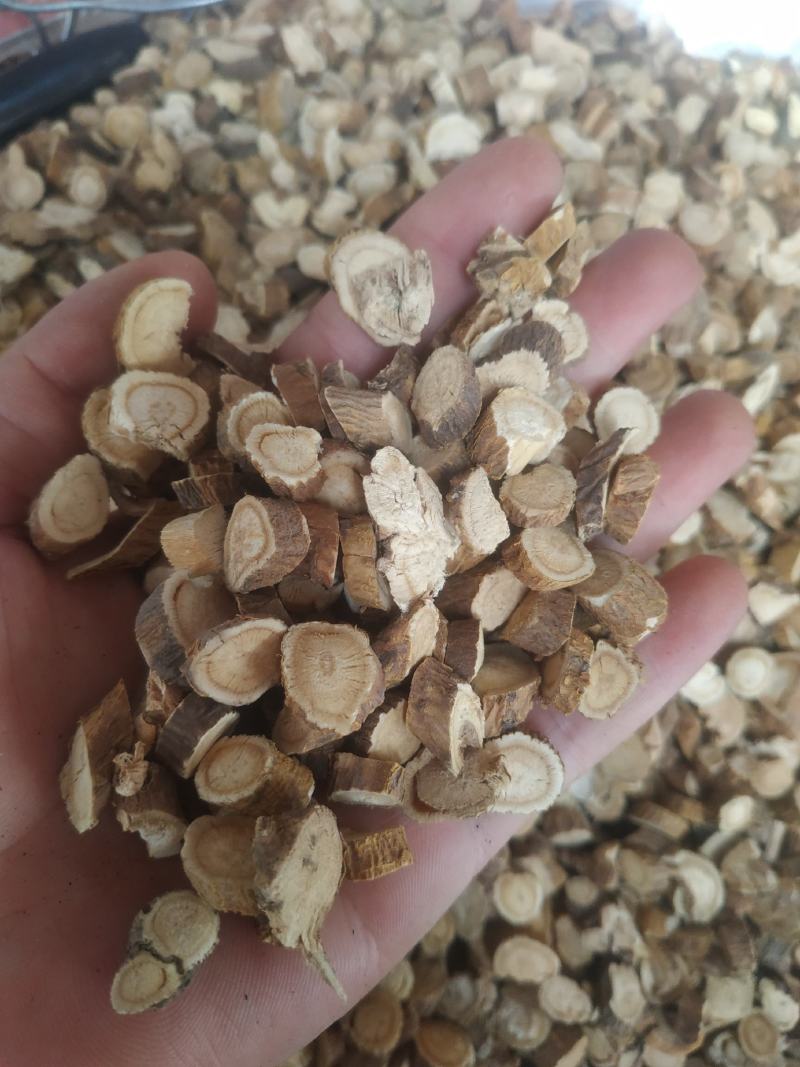 苦参～新货～包含量～量大优惠～小片便宜14元