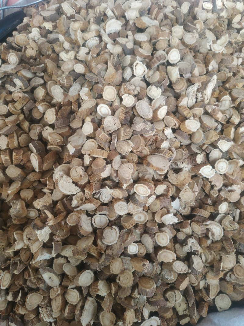 苦参～新货～包含量～量大优惠～小片便宜14元