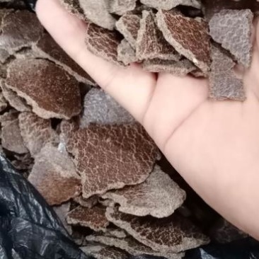 （厂家直销）源头供应精选优质新鲜胡麻饼***加工