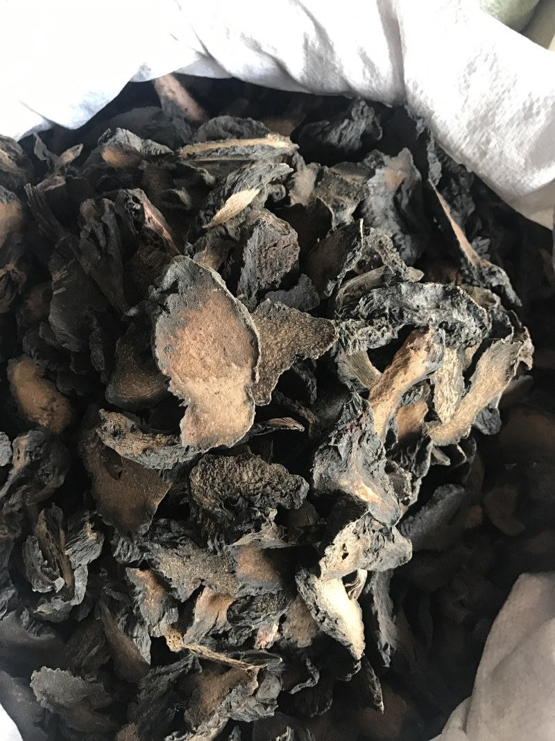 新疆管花肉苁蓉熟切片，可视频看货，量大从优