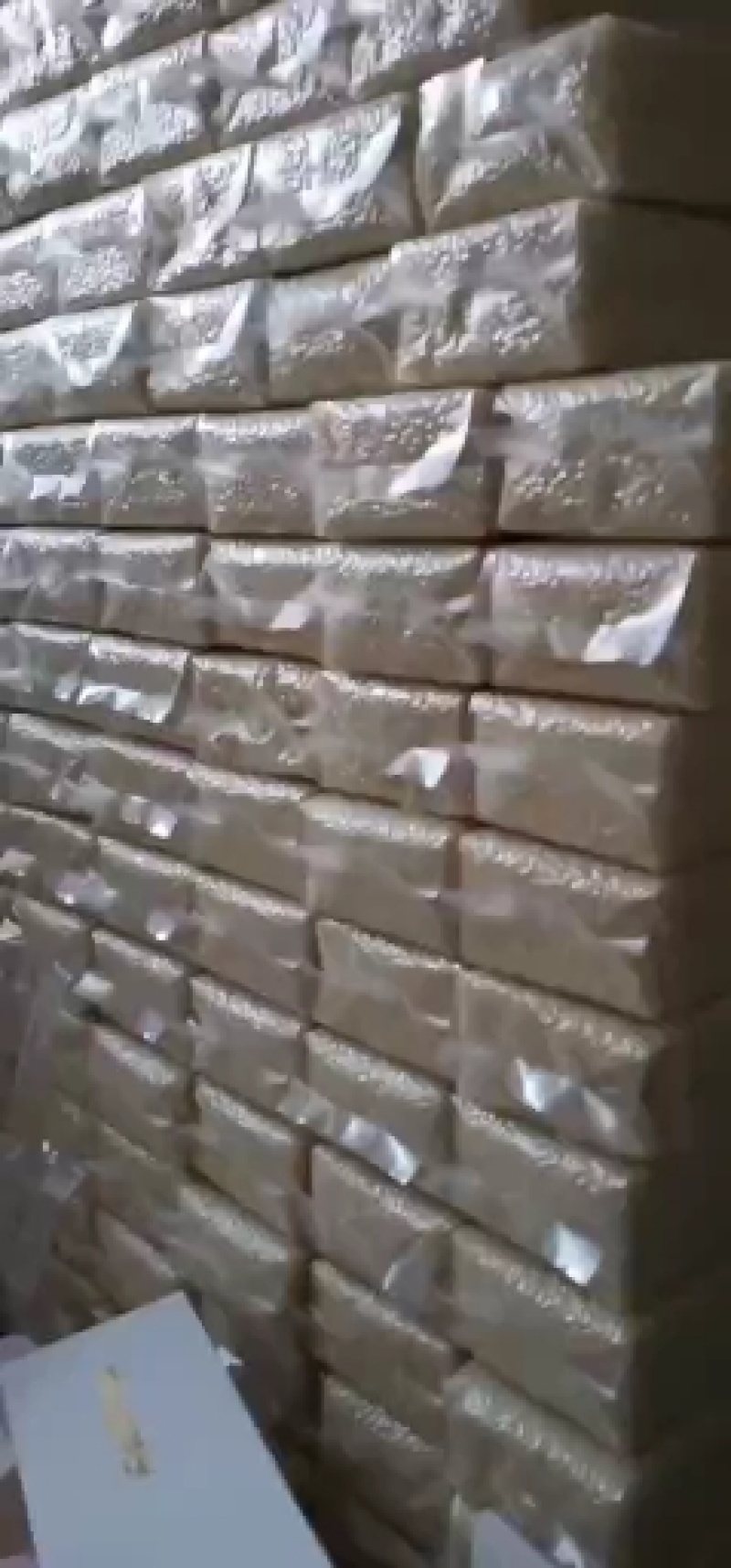 稻花香大米缩封米砖，一品稻花香