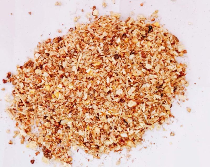 枣粉碎玉米，加工精致厂家直供好饲料质优价廉！