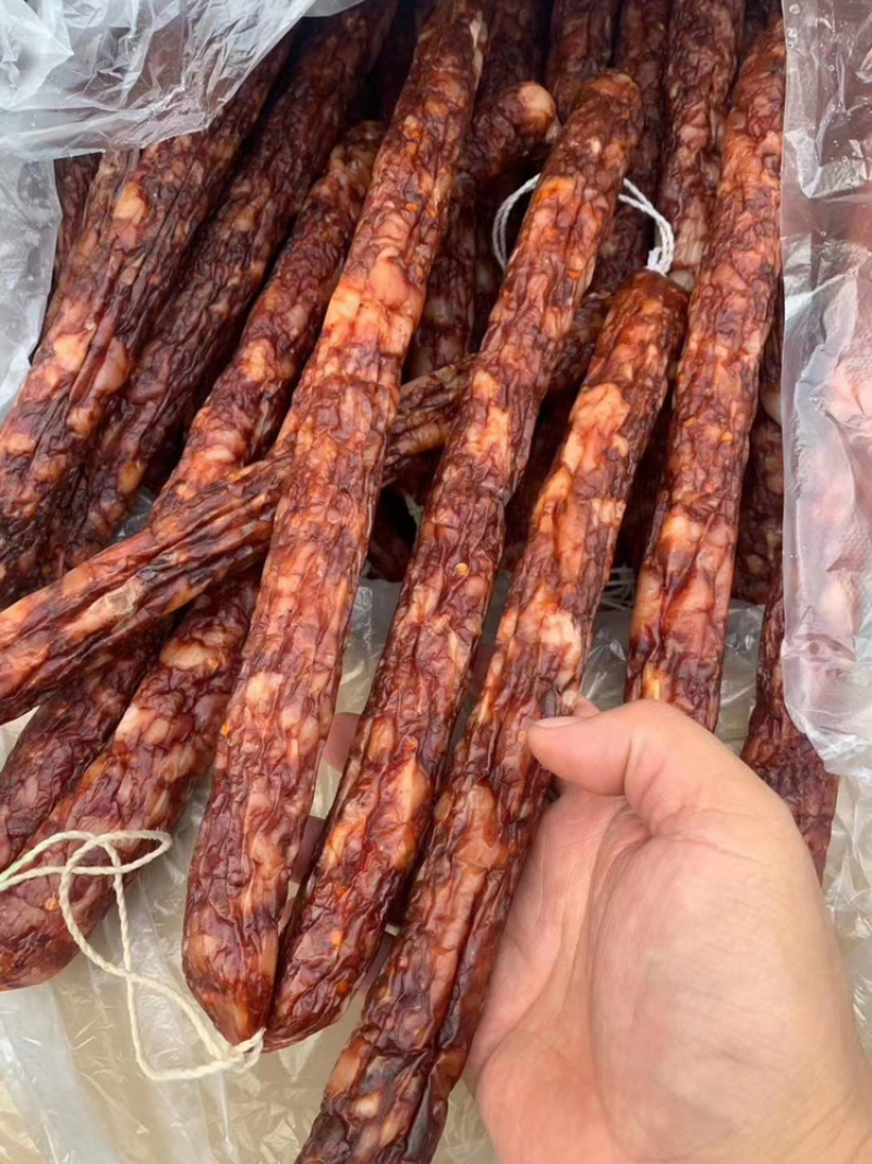 五香麻辣香肠，一件30斤，纯肉地摊香肠，地摊暴利产品