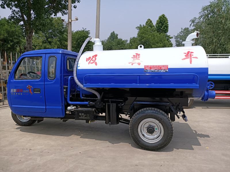 吸粪车，三轮吸粪车，品牌有，联工，时风，五征，五星，东风