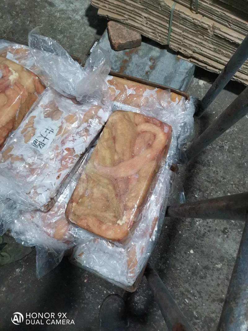 批发零售锡盟本地牛丸扣，照片实物拍摄质量保证