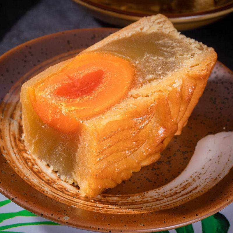 五仁金腿大月饼化州拖罗伍仁莲蓉蛋黄广式月饼吴川中秋