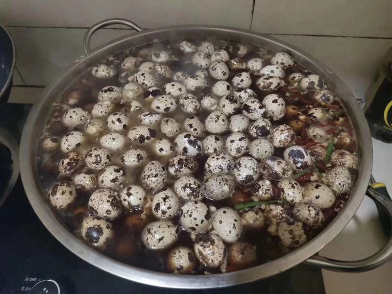 自己家鹌鹑蛋，新鲜品质保证