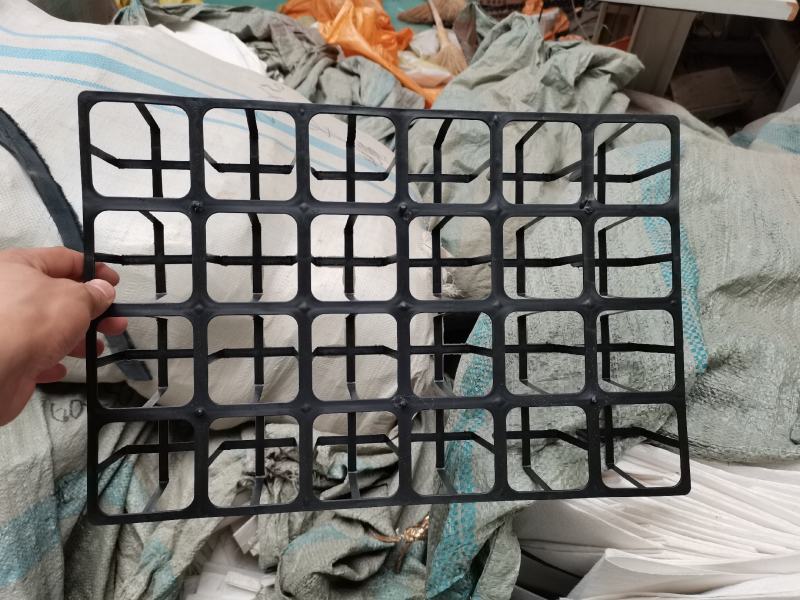 双色盆加厚育苗盆多肉花盆红色白花盆小黑方黑托架