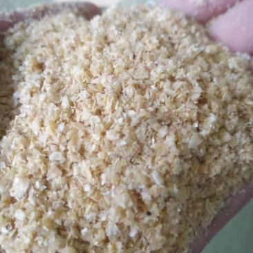 碎白皮猪料，反刍料，禽料都可使用。