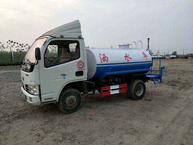 洒水车，三轮洒水车，二手洒水车，3至15方洒水车
