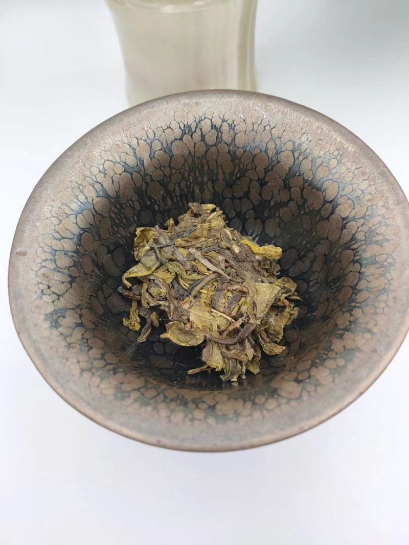 昔归古树茶普洱生茶250克金叶砖入口香甜苦涩轻
