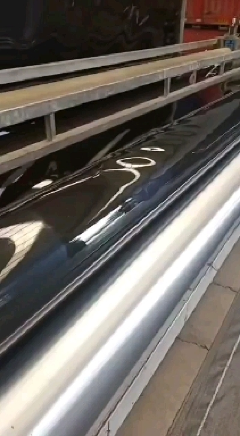 尾矿土工膜防渗布养殖膜游泳池化工池沼气池化粪池垃圾填埋场