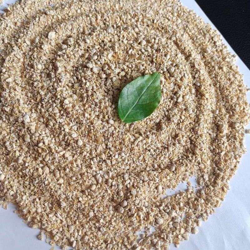 源头供应豆粕牛马羊及各种家禽用饲料豆粕免费拿样