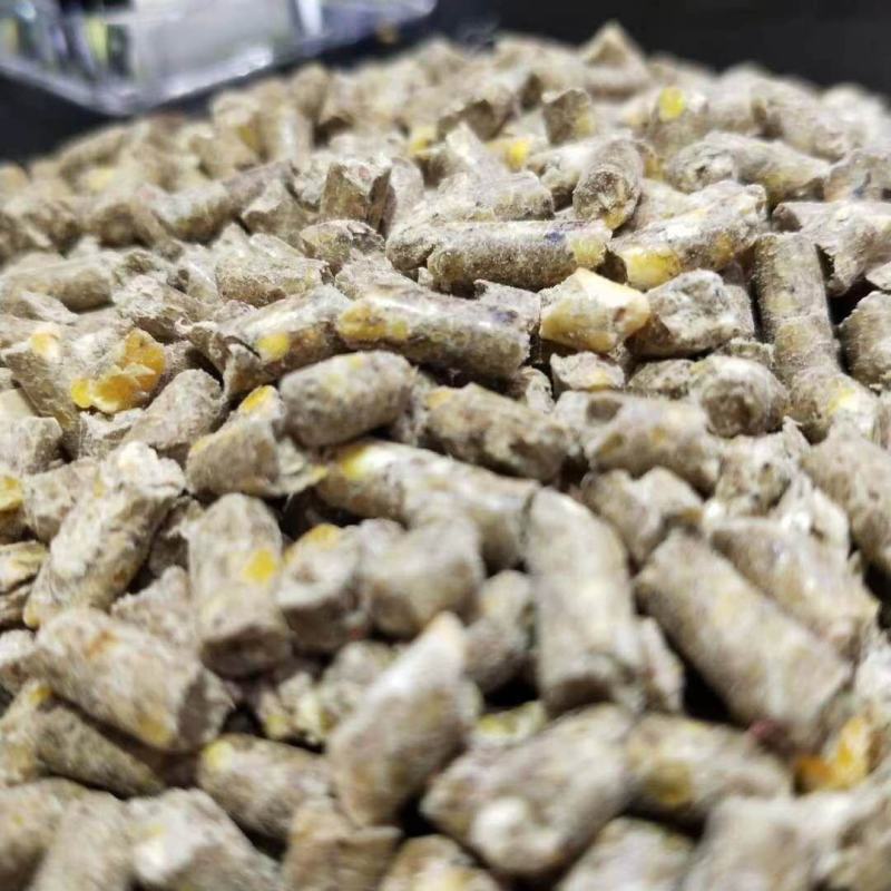厂家生产牛羊马苜蓿草颗粒新款批发动物饲料编制袋粗纤维牧