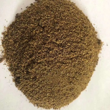 烘干槐米渣，牛羊料，兔料禽料都可使用。