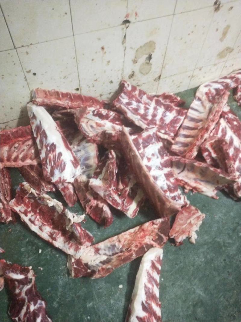 牛脊骨肉多价格合理，厂家直销.一手货源，