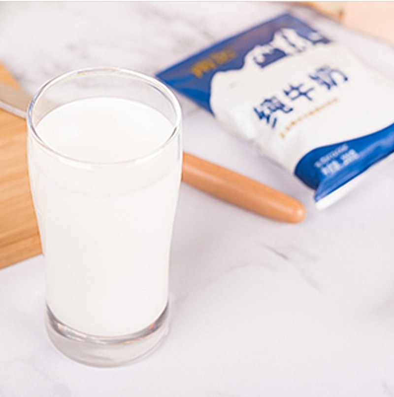 【热卖】包邮新疆南达袋装纯牛奶200ml*20袋