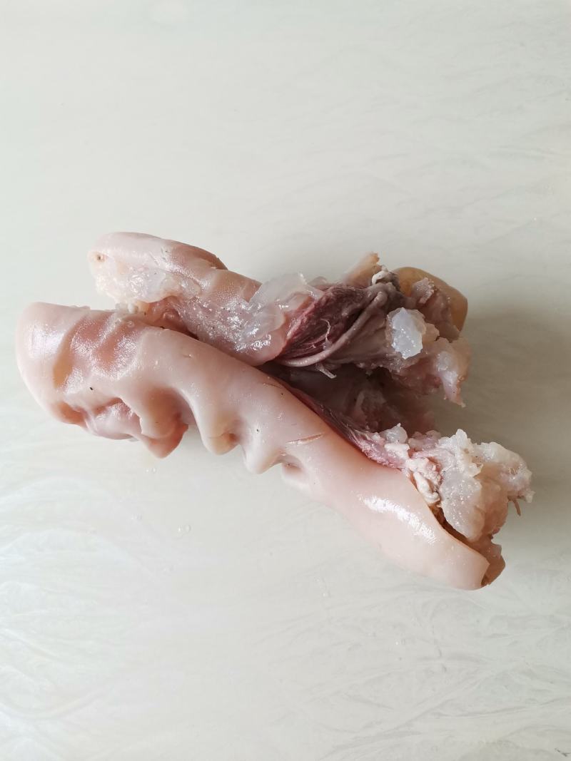 水退毛，清水煮无任何添加剂熟牛蹄子，没有泡药水，国产，非