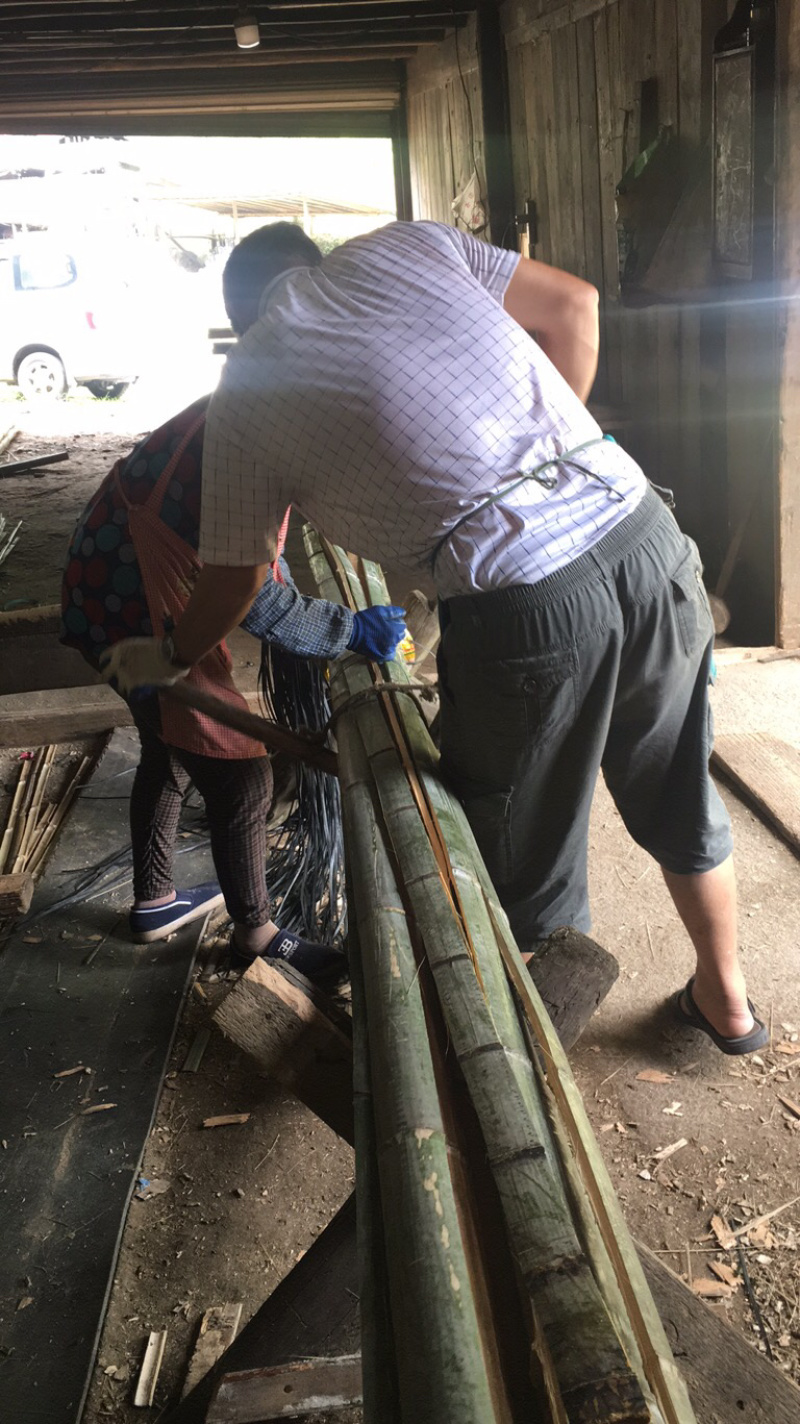 竹片各种规格供应规格自己定我来给你供应，有竹尾，