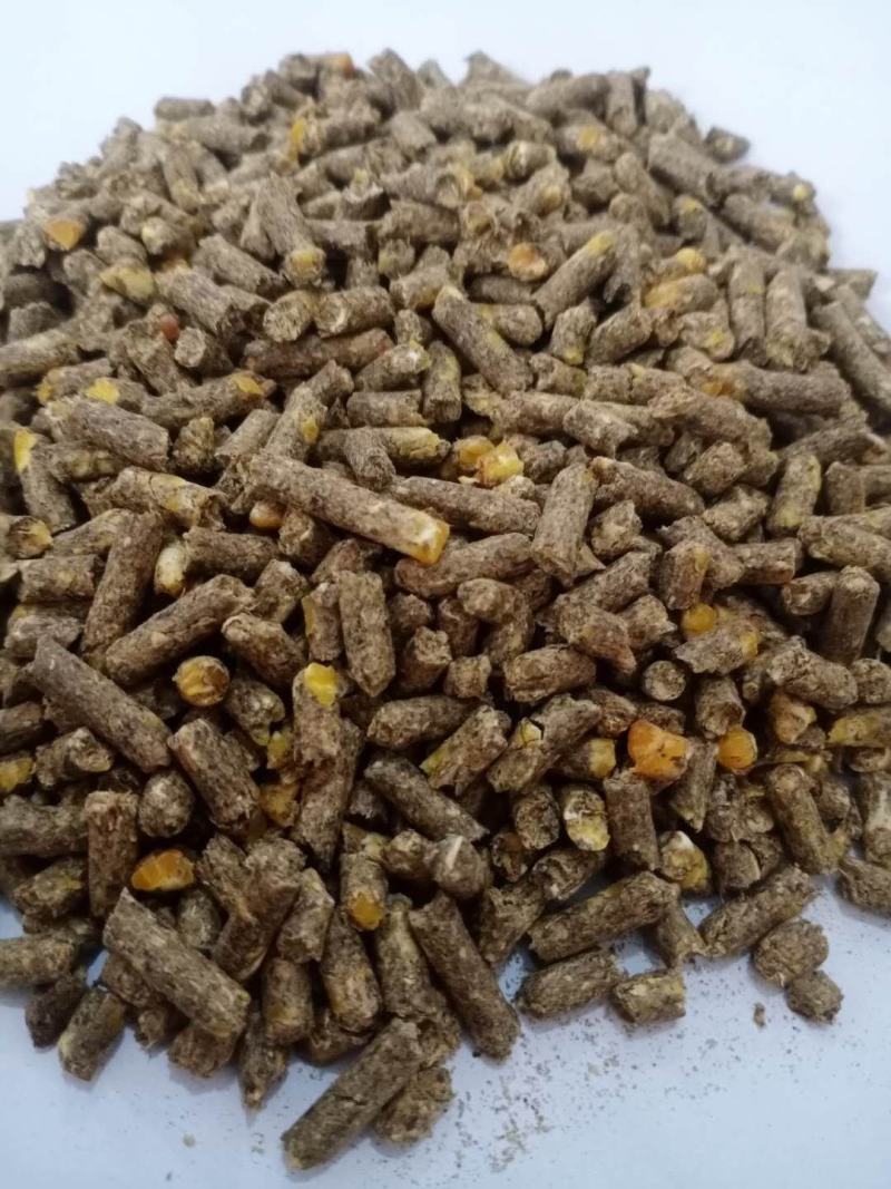 育肥羊全程配合料，育肥效果明显，价格优惠，质优价廉！