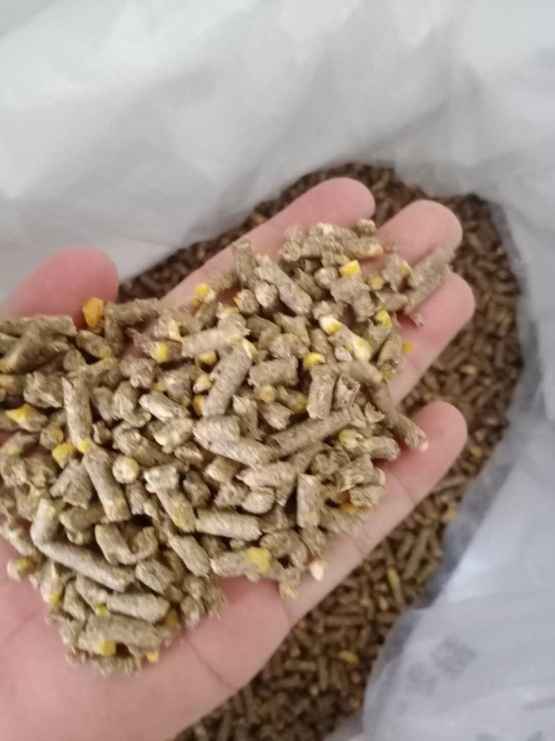 育肥羊全程配合料，育肥效果明显，价格优惠，质优价廉！