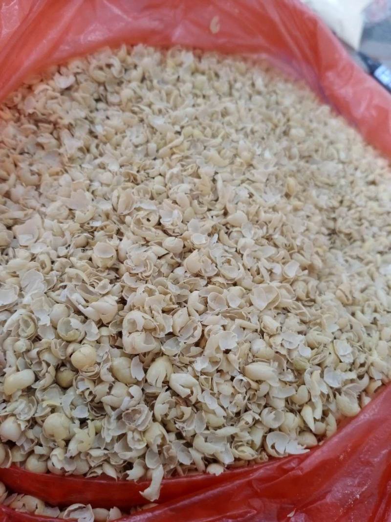 黄豆壳，营养含量高，富含蛋白质和纤维素。品质优渥！